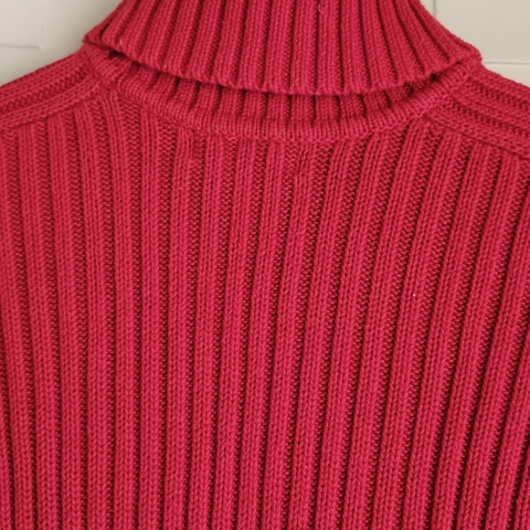 Karen Scott, Women's S, Red, Tutrleneck Sweater, Cable Front Design - Picture 6 of 8